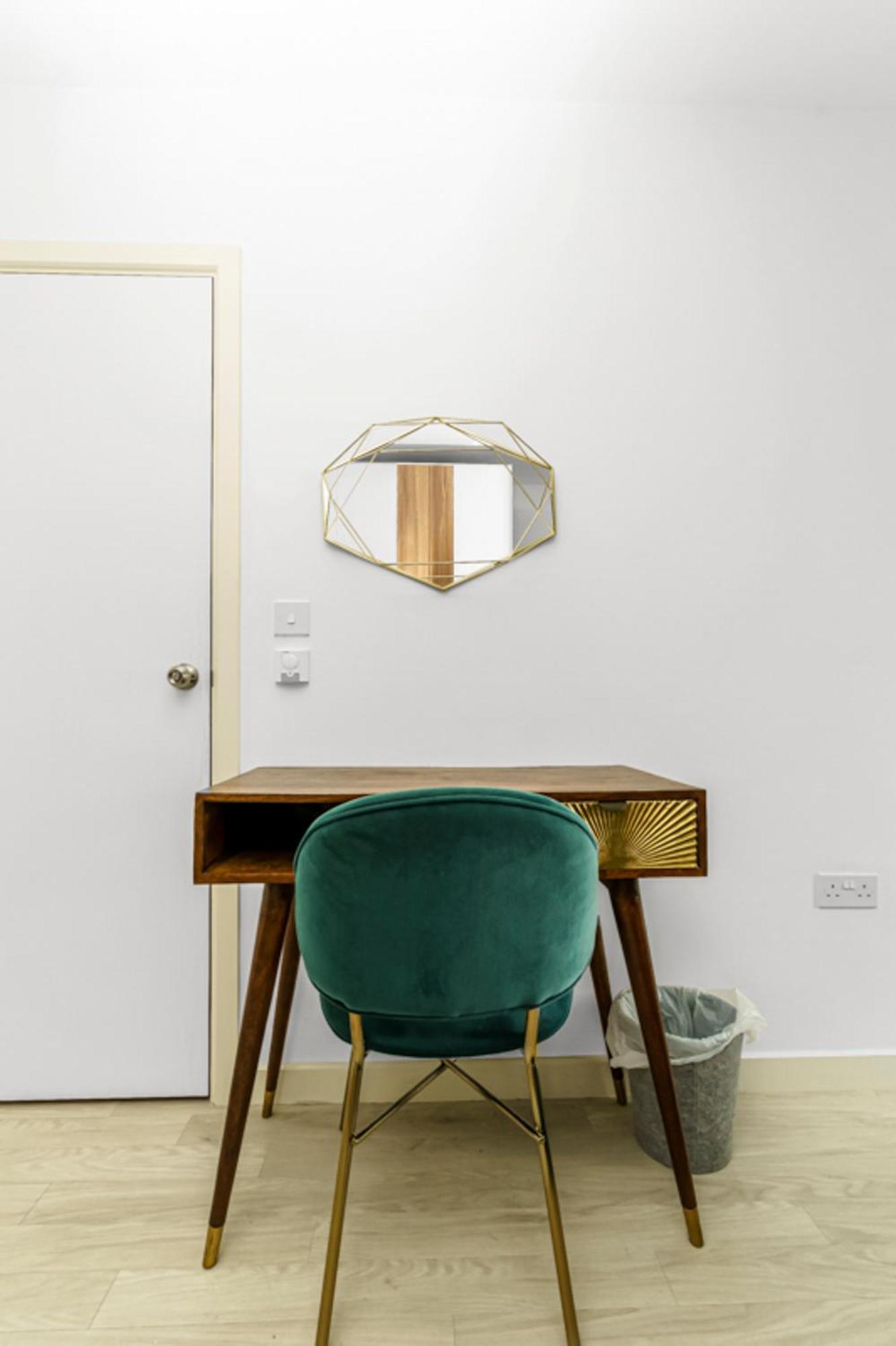 Stylish Surrey Quays Apartment - 10 Mins From Station Londra Esterno foto