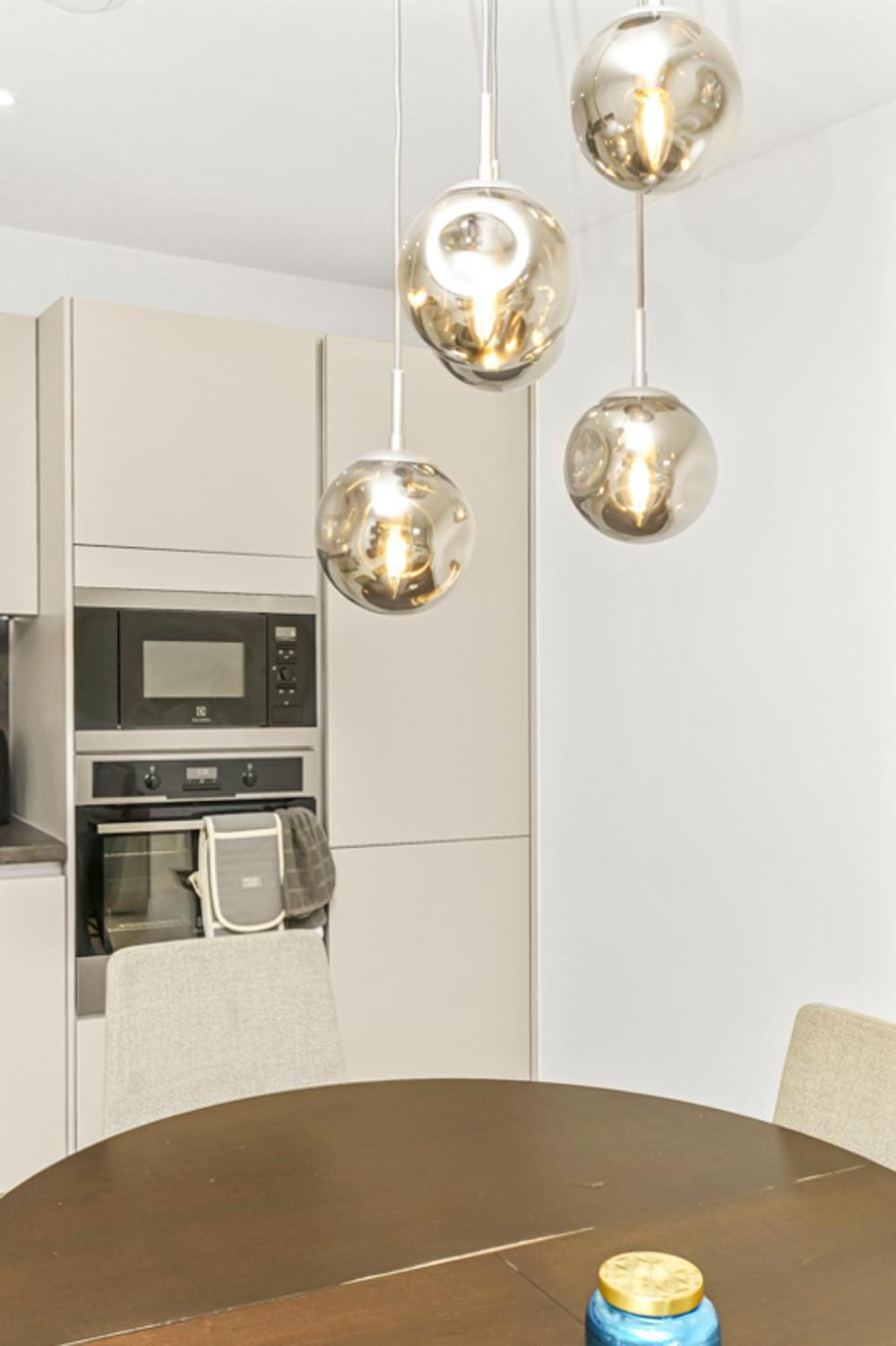 Stylish Surrey Quays Apartment - 10 Mins From Station Londra Esterno foto